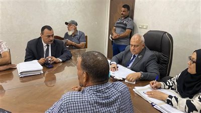 تنفيذًا لتوجيهات محافظ دمياط.. السكرتير العام المساعد يرأس اللقاء الأسبوعي للمواطنين