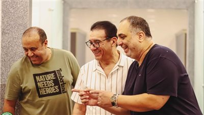 مدحت شلبي يزور مودرن سبورت ويحضر تدريب الفريق مع دعبس