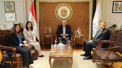 وزير التعليم العالي يناقش تعزيز التعاون مع برنامج الأمم المتحدة الإنمائي بمصر 