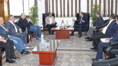 وزير الزراعة اللبناني يؤكد أهمية التعاون الزراعي مع مصر والاستفادة من الخبرات العريقة