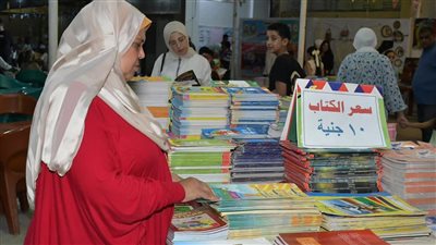 افتتاح معرض الكتاب المخفض بمركز شباب الاستاد في بورسعيد
