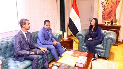 وزارة الصحة تُنجز متابعة مؤشرات الأداء للمرحلة الأولى للقطاع 