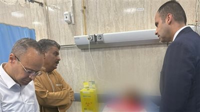  نائب وزير الصحة يتابع الحالة الصحية لمصابي حادث قطار مطروح مستشفيي «الضبعة ورأس الحكمة»