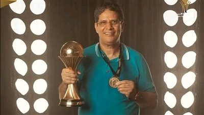 أيمن الرمادي فى البنك الأهلي لخلافة طارق مصطفى ويستعين بثنائي الزمالك 