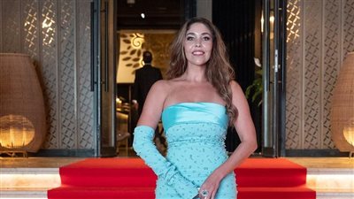 المطربة الهولندية لاروسي تغني بالمصرية لأول مرة: رقصة رقصة