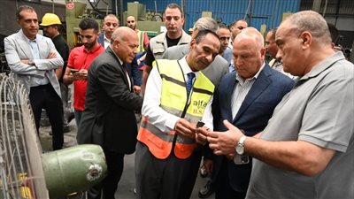 كامل الوزير: إقامة المجمعات الصناعية الصغيرة تنفيذا لتوجيهات الرئيس السيسي بتوطين الصناعة