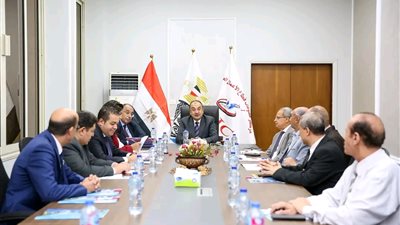 شيمي: تطوير مركز معلومات قطاع الأعمال لتعزيز دوره كمنصة للمعرفة والتدريب