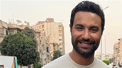 أول تعليق من كريم فهمي على تصدر مسلسل 220 يوم لمنصة شاهد