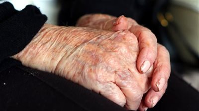 ما هو المعدن الذي يحمي من مرض الزهايمر؟