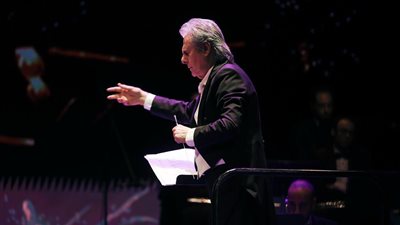 المايسترو سليم سحاب يدخل المستشفى ويؤجل جولته الفنية