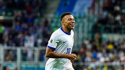 عادل رقم هنري.. مبابي يقترب من صدارة هدافي فرنسا عبر التاريخ