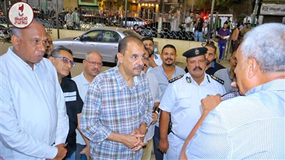 محافظ سوهاج يبحث أعمال لجنة تطوير شارع المحطة والمعاينة على الطبيعة