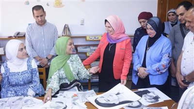 نائب محافظ دمياط تتفقد لجان تحكيم مبادرة 