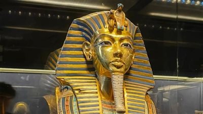 غلق قاعة توت عنخ آمون بالمتحف المصري بالتحرير لنقل آخر مقتنياتها إلى المتحف المصري الكبير تمهيدًا لافتتاحه