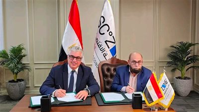 باستثمارات 35.2 مليون دولار.. اقتصادية قناة السويس تتعاون مع «إنترلووب جروب» الباكستانية لصناعة الملابس الجاهزة