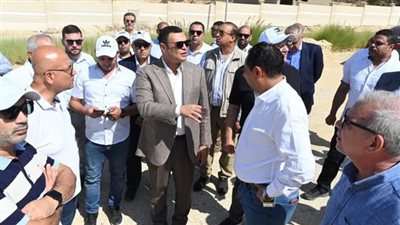وزير الإسكان يتفقد الأعمال الجاري تنفيذها لتطوير محور 26 يوليو 