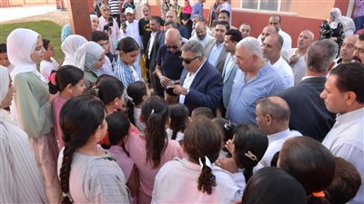 محافظ الدقهلية: توفير مدارس جديدة داخل القرى يعكس العدالة في إتاحة التعليم لأبناء الريف أسوة بالمدن