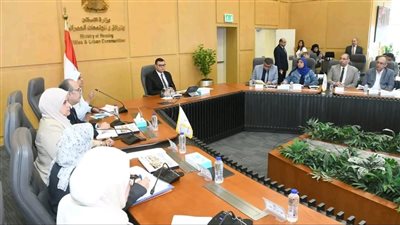 «الشربيني» يشدد على مديري مديريات الإسكان بضرورة الاستماع لآراء المواطنين وحل جميع مشكلاتهم 