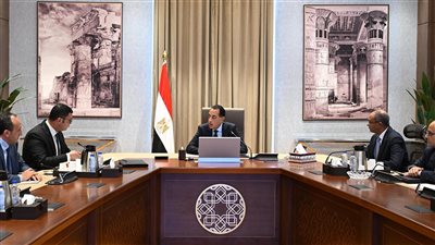 الحكومة تستهدف توطين الصناعات المرتبطة بتحلية مياه البحر وتقليل تكاليف الإنتاج