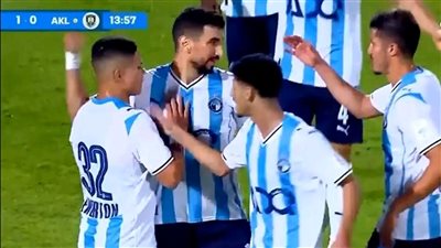 مدرب أوكلاند: بيراميدز أقوى مما توقعت.. وقادر على الفوز أمام أهلي جدة