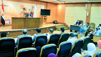  وزير التعليم: صرف 5 آلاف جنيه شهريًا للمدارس تخصص لعمال النظافة والأمن