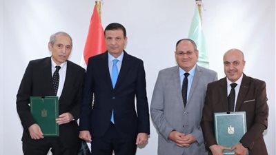 وزير الزراعة يشهد توقيع بروتوكول تعاون بين 