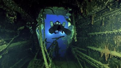 انتشال قطع أثرية من السفينة بريتانيك.. أكبر مستشفى عائم على الأرض