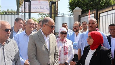 بتكلفة 90 مليون جنيه.. محافظ المنيا يفتتح مدرسة التجريبية لخدمة 30 ألف تلميذ 
