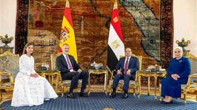 الرئيس السيسي يقيم مأدبة عشاء على شرف ملك وملكة إسبانيا بالأهرامات