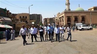 محافظ أسوان: غرامة 50 ألف جنيه على المحال التي تضع حواجز مخالفة