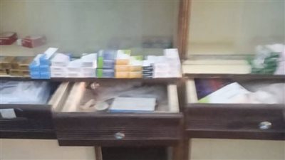 ضبط صيدلية دون ترخيص ومصادرة 5 أطنان من الأسمدة المدعمة بالمنيا 