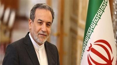 إيران تحذر من ردود قوية إذا أعيد فرض العقوبات