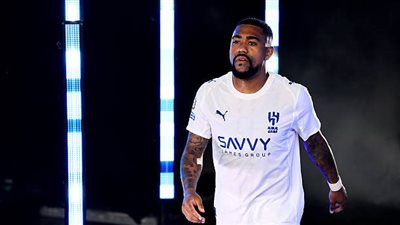 القلق يخيّم على الهلال بعد إصابة مالكوم أمام الأهلي في الدوري السعودي