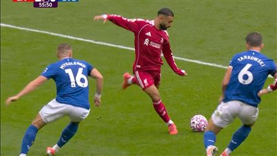 ليفربول يواصل الانتصارات بالفوز على إيفرتون