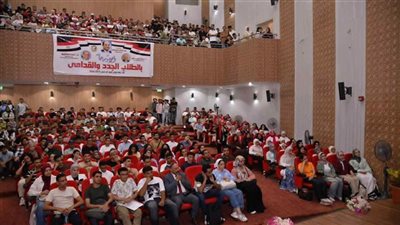 كلية الطب بجامعة أسيوط الأهلية تنظم ندوة تعريفية للطلاب الجدد