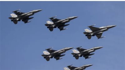 بولندا تنشر طائرات لحماية مجالها الجوي بعد ضربات روسية قرب الحدود