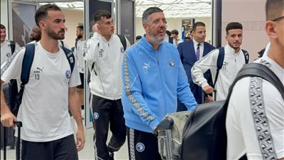 بعثة بيراميدز تصل جدة تحضيرا لمواجهة الأهلي السعودي