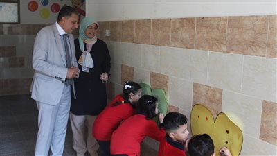 استبعاد مدير مدرسة وإحالة آخر للتحقيق بالجيزة