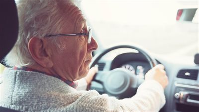 معايير اختبار النظر لضمان القيادة بسلامة وأمان