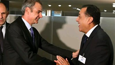 رئيس الوزراء يؤكد لنظيره اليوناني تطلعه لمشاركته بحفل افتتاح المتحف المصري الكبير