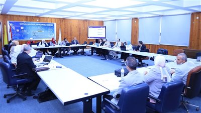 رئيس جامعة المنيا يستقبل وفد لجان التقييم الخارجي لجائزة مصر للتميز الحكومي 