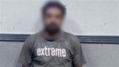 مريض نفسى.. القبض على بلطجى تعدى على مواطنين وأغلق مسجد بالهانوفيل