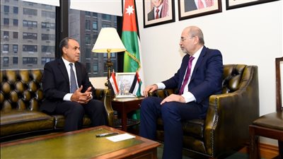وزير الخارجية يؤكد لنظيره الأردني ضرورة التنسيق بين البلدين لحشد الدعم الدولي لإقامة فلسطين