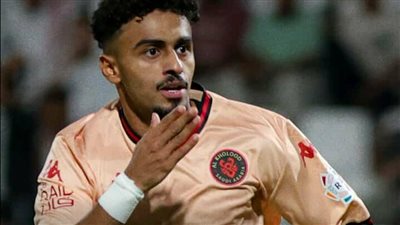 دوري روشن.. الشباب يسقط أمام الخلود.. التعاون يفلت من كمين الخليج 