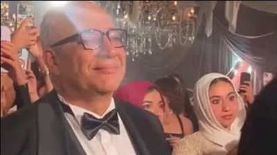 بيومي فؤاد يحتفل بزفاف نجله بحضور نجوم الفن في القاهرة (صور)