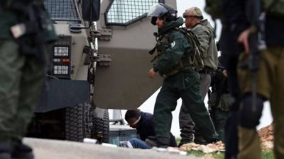 اعتداءات المستوطنين تطال منازل الفلسطينيين وأراضي المزارعين في الضفة 