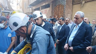 محافظ الغربية: السيطرة على حريق مصبغة بحي أول المحلة وانهيار جزء من المبنى