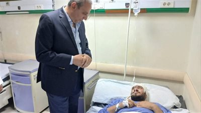 محافظ الغربية يطمئن على حالة مصابي حريق مصبغة المحلة بالمستشفى العام