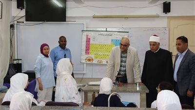  محافظ القليوبية يتفقد المعاهد الأزهرية ببنها مع انطلاق العام الدراسي الجديد..صور