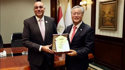 رئيس تنمية المشروعات: التعاون مع كوريا الجنوبية بمجال دعم صادرات المشروعات الصغيرة